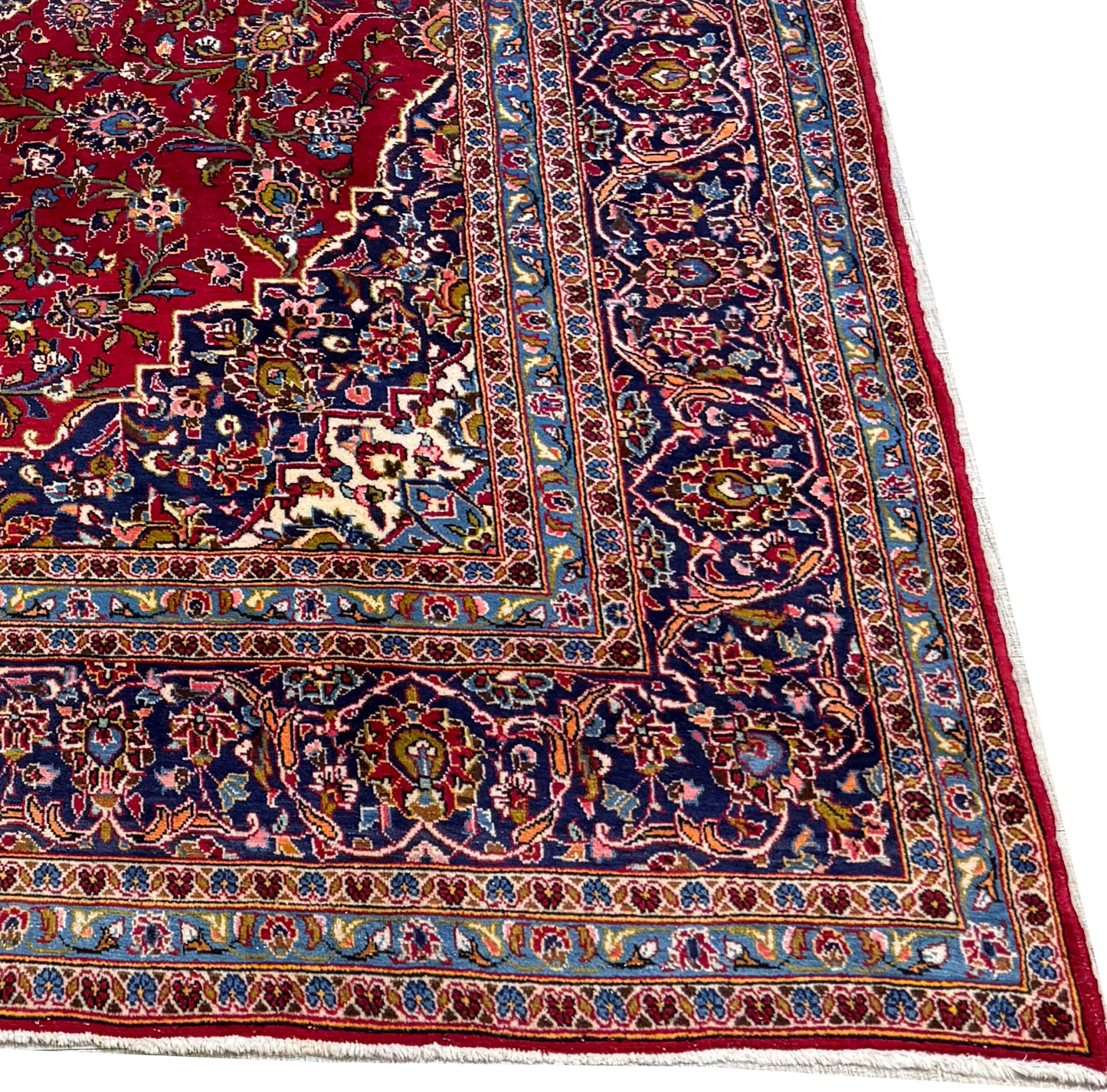 Persian Kashan 100% Wool Pile Rug – Handwoven Luxury