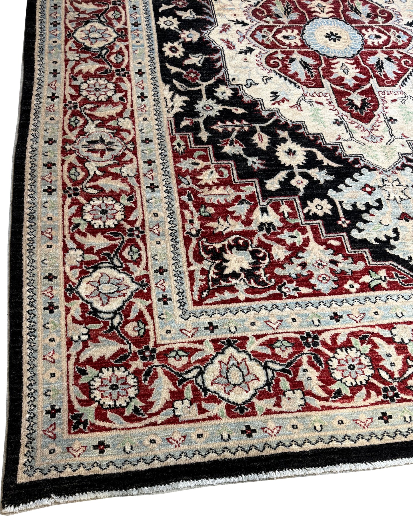 Authentic Persian Serapi Rug – Handwoven Elegance